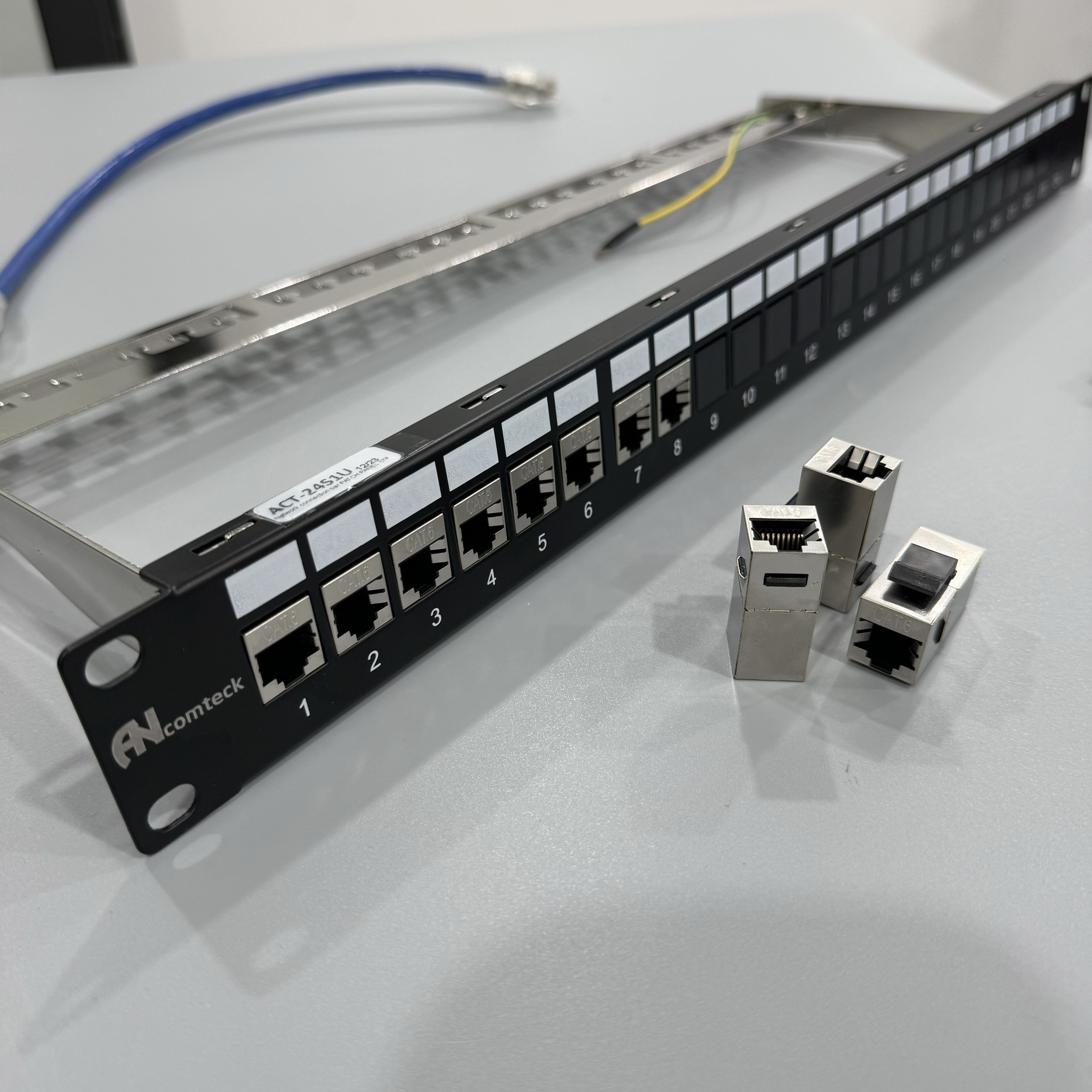 Thanh đấu nối mạng PATCH PANEL 8 port 1U chuẩn 19'' CAT5.CAT6.CAT6A , mã ACT-8S2S1U ANCOMTECACT-8S1U