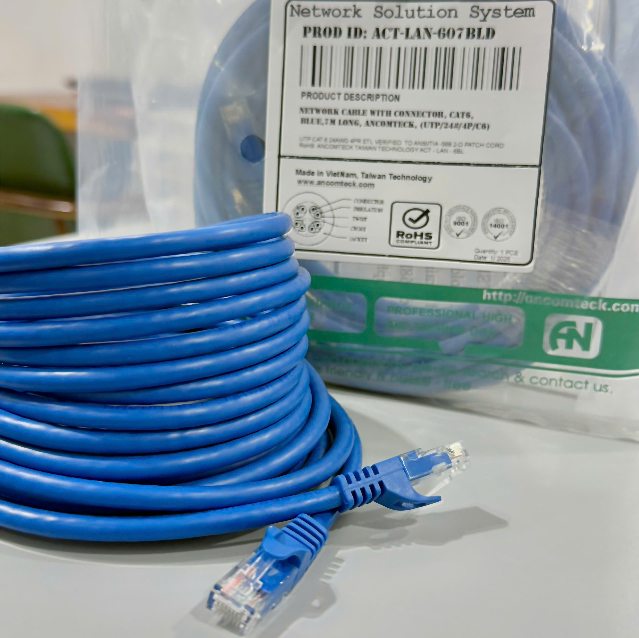 DÂY NHẢY PATCH CORD CAT6 UTP 7M lõi đồng 100% pass Fluke, đầu đúc ACT-LAN-607BLD
