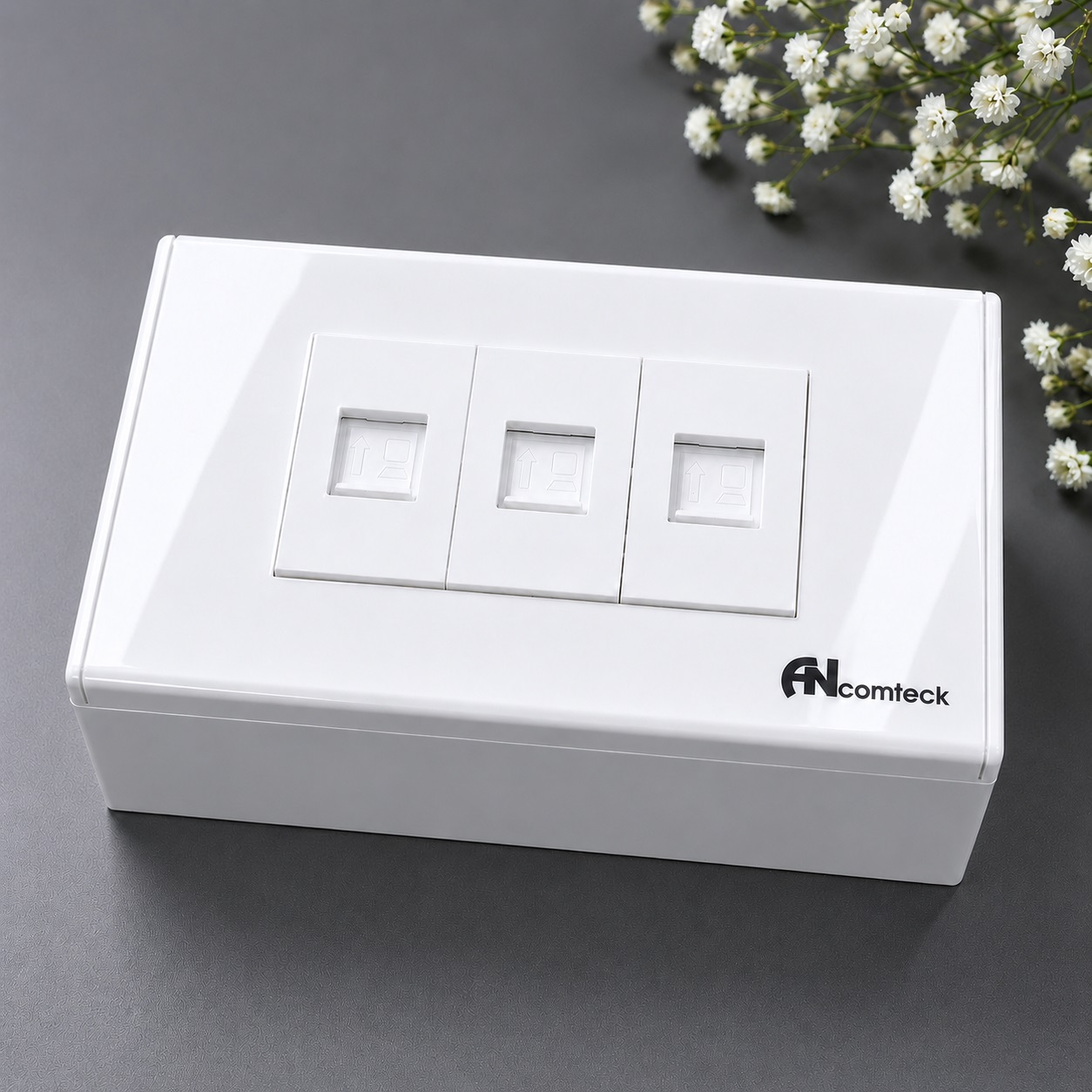 Bộ Outlet Wallplate 3 cổng Ancomteck (Nhân RJ45, RJ11+Đế+mặt)