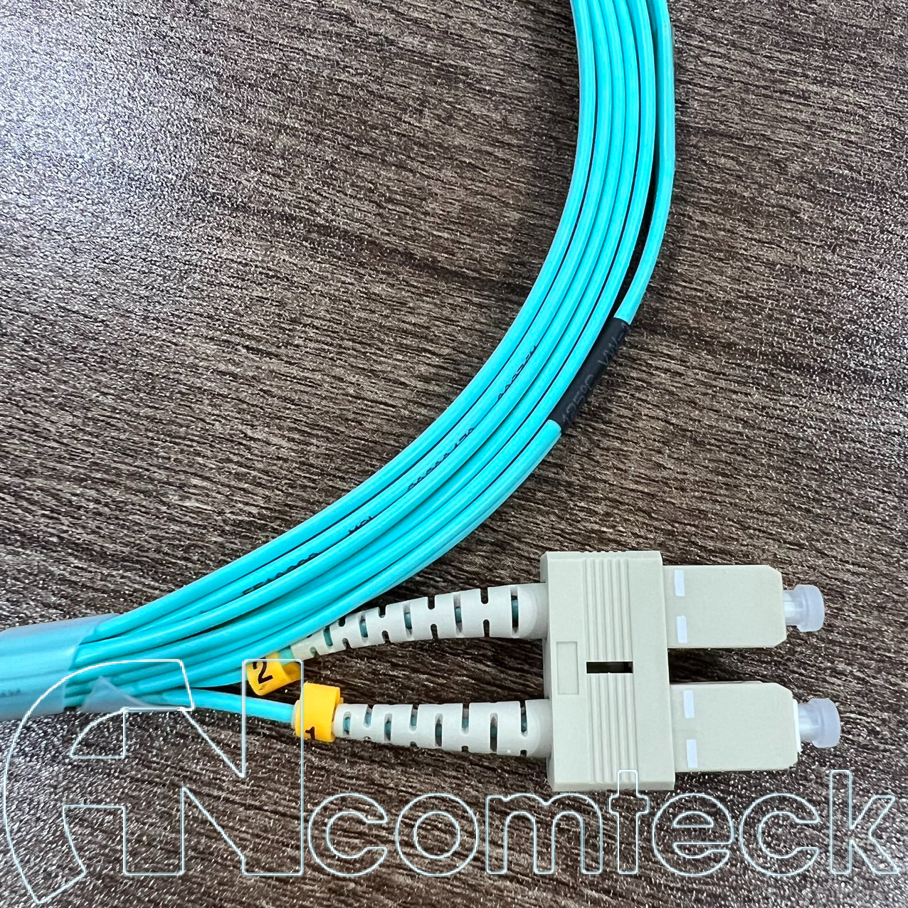 Dây nhảy quang 10m Multimode OM3 chuẩn SC/UPC-LC/UPC-MM ANCOMTECK